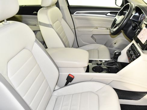 Used 2021 Volkswagen Atlas SEL Premium AWD/4WD image 42
