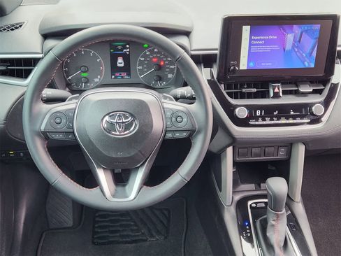 Used 2025 Toyota Corolla Cross AWD Hybrid image 26