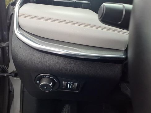 Used 2022 Jeep Compass Limited AWD/4WD image 18