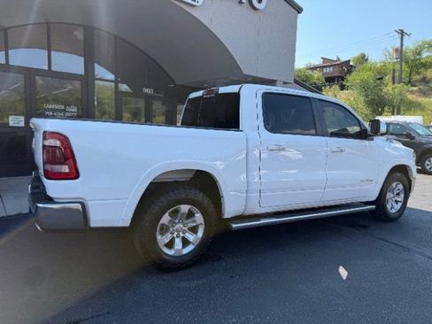 Used 2022 RAM 1500 Laramie AWD/4WD image 2