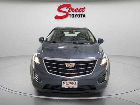 Used 2019 Cadillac XT5 Luxury w/ LPO, Black Ice Package image 6