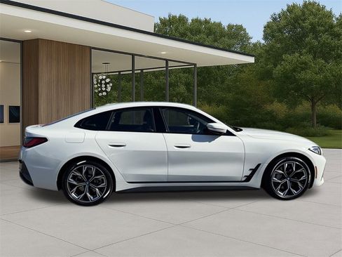 Certified 2023 BMW i4 eDrive40 w/ M Sport Package image 7