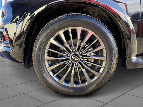 Used 2024 INFINITI QX80 Sensory w/ Cargo Package image 11