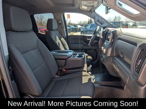 Used 2023 GMC Sierra 1500 Pro w/ Pro Value Package AWD/4WD image 8