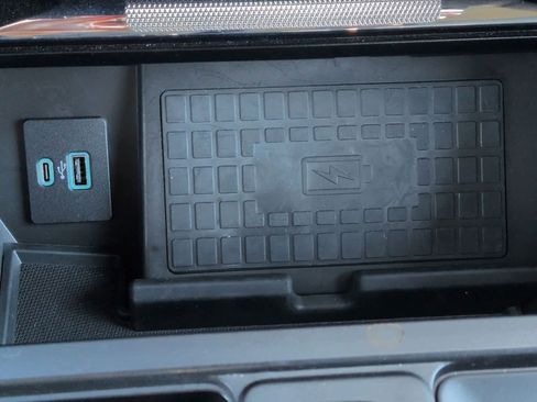 Used 2022 Ford F150 Lariat w/ Equipment Group 502A High image 32