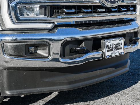 New 2026 Ford F250 Lariat w/ Chrome Package image 11