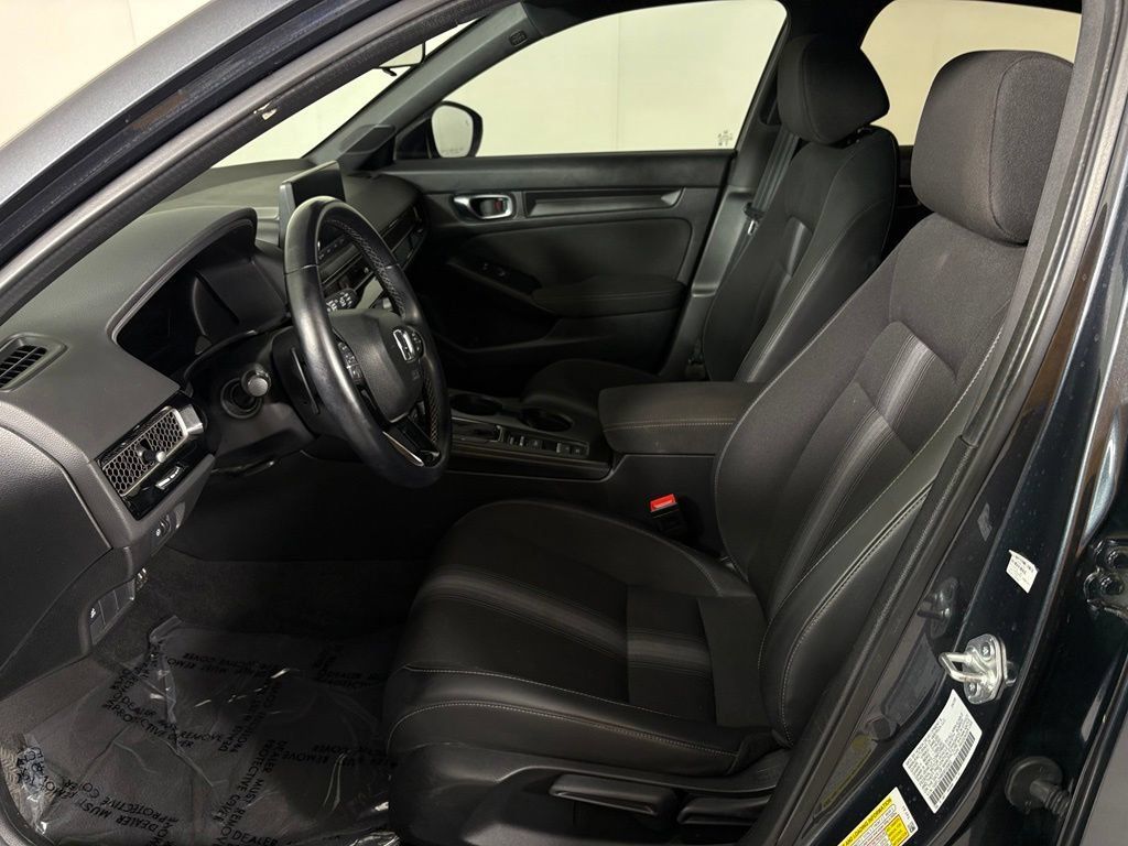 Used 2025 Honda Civic Sport image 19