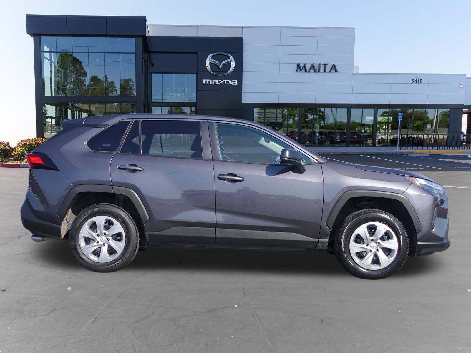 Used 2025 Toyota RAV4 LE FWD image 2