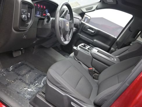 Used 2021 Chevrolet Silverado 1500 Custom RWD image 18