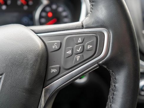 Used 2023 Chevrolet Equinox LT image 25