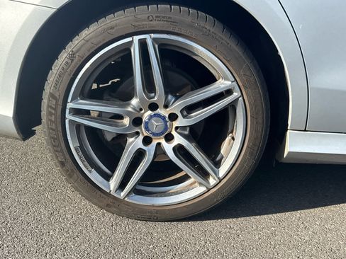 Used 2017 Mercedes-Benz E 300 image 5