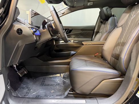 New 2026 Cadillac Optiq V AWD/4WD image 5