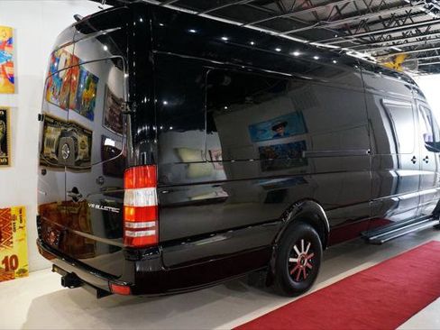 Used 2015 Mercedes-Benz Sprinter 2500 image 6