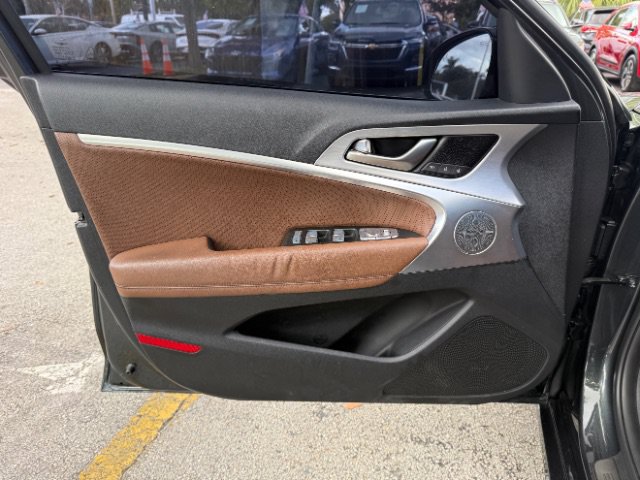 Used 2020 Genesis G70 2.0T w/ Elite Package RWD image 20