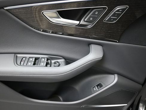 New 2026 Audi Q8 Premium Plus image 22