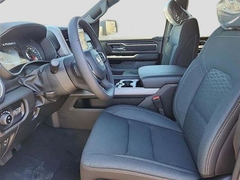 New 2025 RAM 1500 Big Horn AWD/4WD image 19