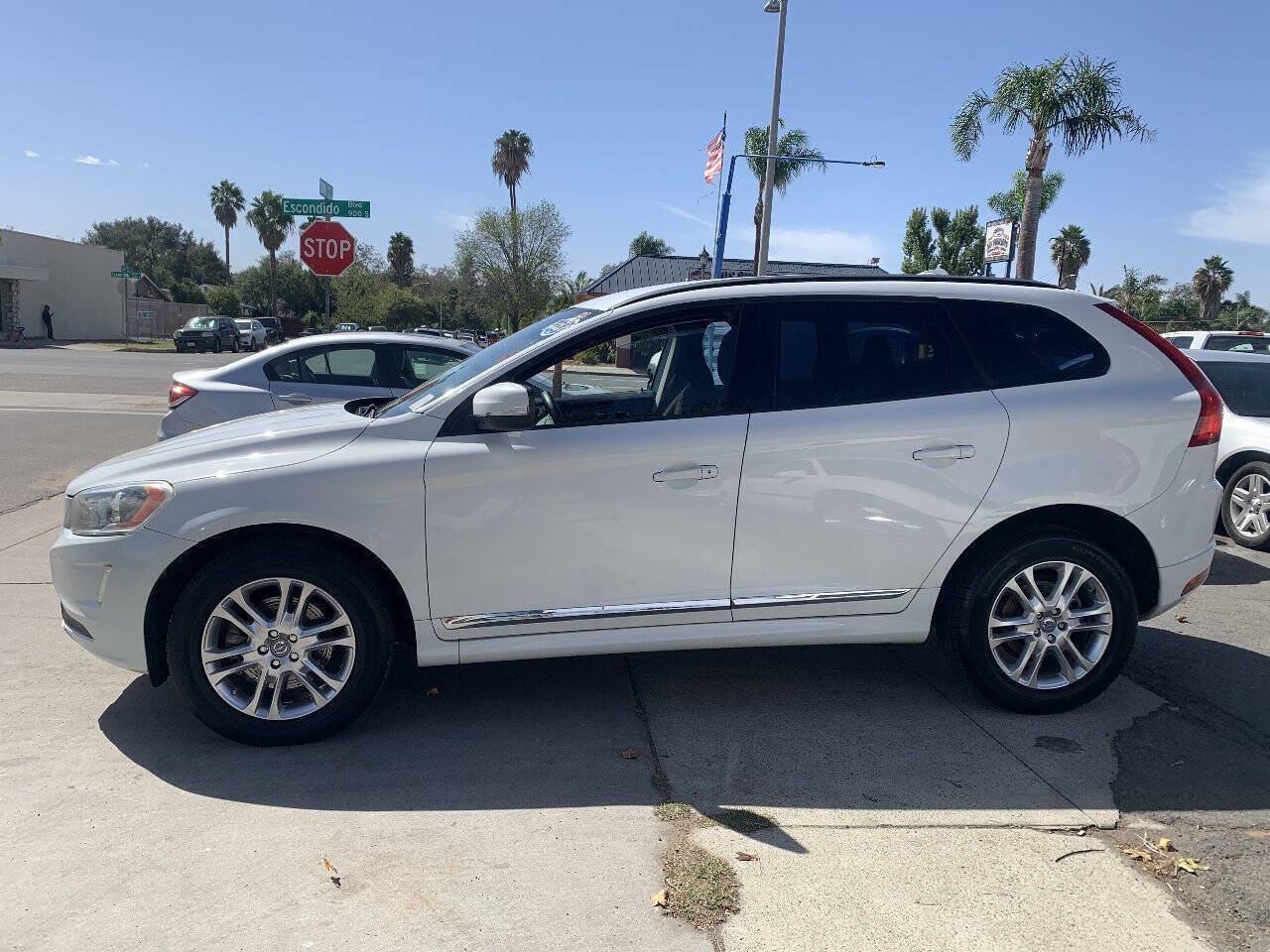 Used 2015 Volvo XC60 T5 FWD image 3