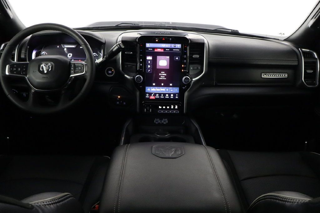 Used 2025 RAM 2500 Laramie w/ Night Edition AWD/4WD image 13