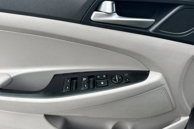 Used 2020 Hyundai Tucson SE AWD/4WD image 11
