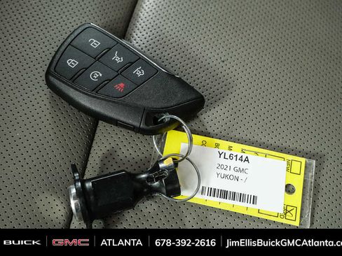 Used 2021 GMC Yukon SLT w/ SLT Premium Package image 43