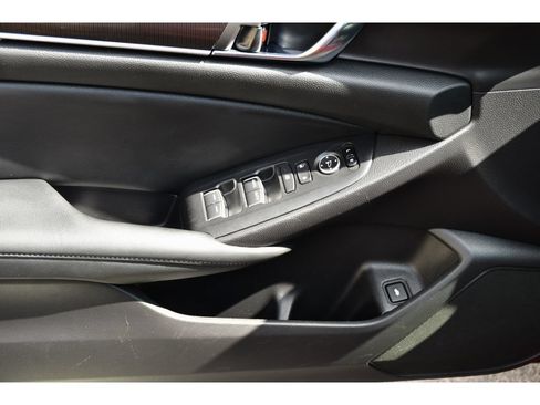 Used 2021 Honda Accord Sport image 25