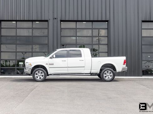 Used 2017 RAM 2500 Laramie AWD/4WD image 1