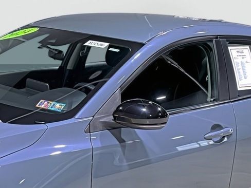 Used 2024 Nissan Sentra SR FWD image 8