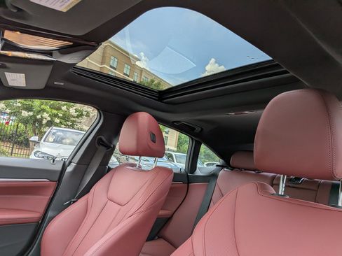 Certified 2023 BMW i4 eDrive40 w/ Premium Package RWD image 17