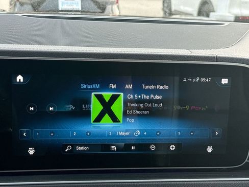 Used 2022 Mercedes-Benz GLS 450 4MATIC image 12
