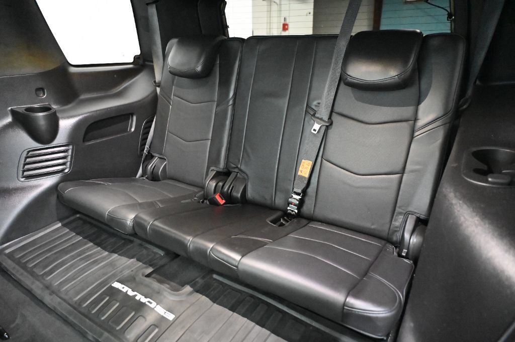 Used 2018 Cadillac Escalade Platinum AWD/4WD image 45