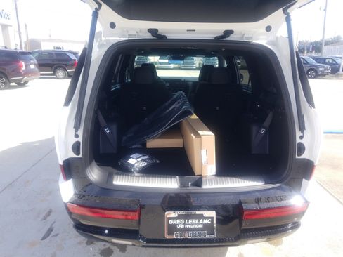 New 2025 Hyundai Santa Fe Calligraphy image 13