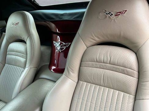 Used 2003 Chevrolet Corvette Convertible 2D w/ Preferred Equipment Group1 image 14