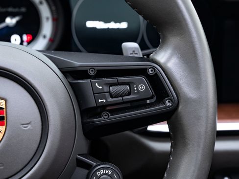 Used 2021 Porsche 911 Turbo S image 41