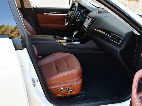 Used 2022 Maserati Levante Modena AWD/4WD image 58