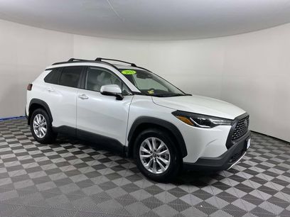 Used 2023 Toyota Corolla Cross LE w/ Moonroof Package