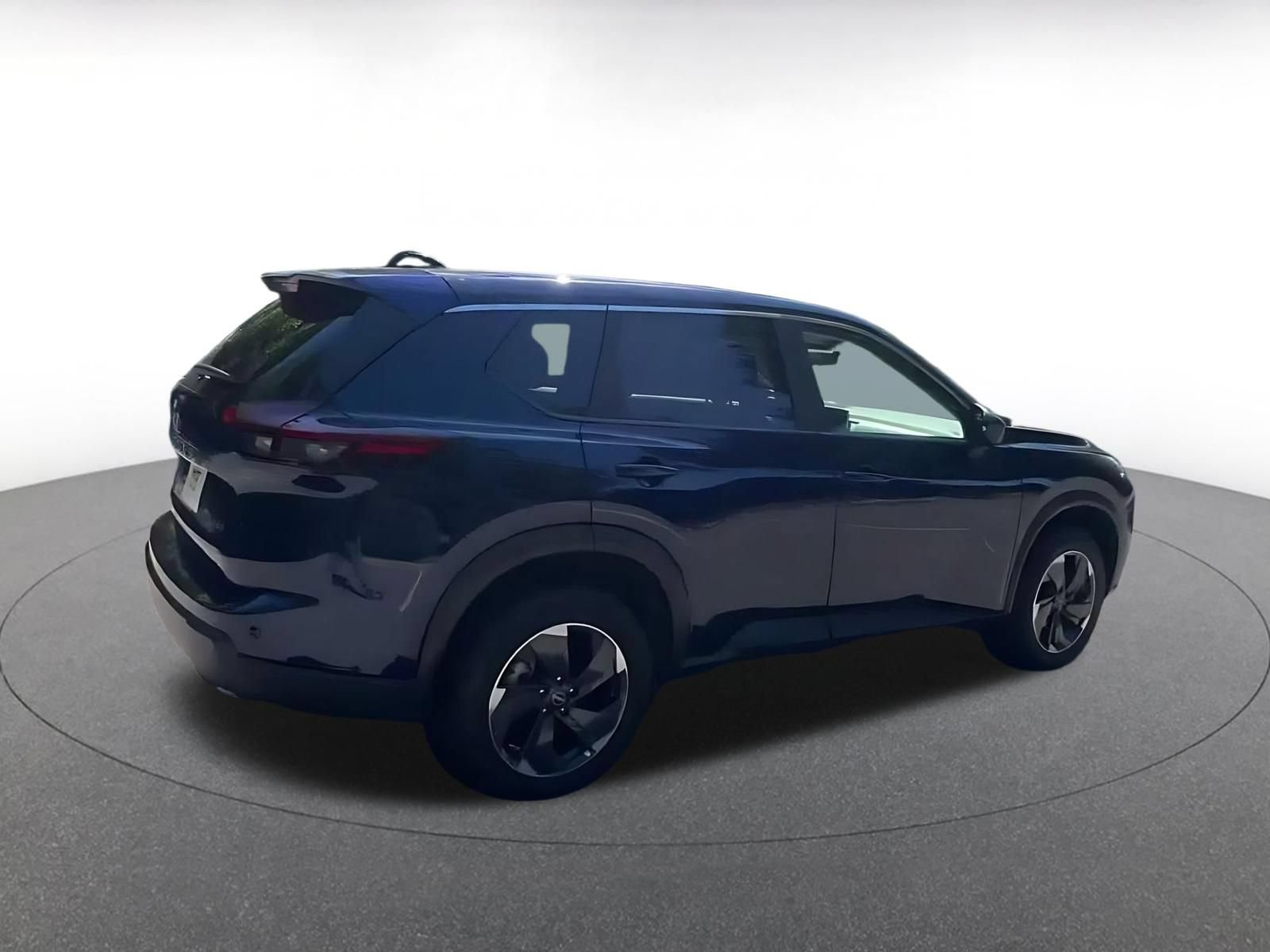 Used 2025 Nissan Rogue SV AWD/4WD image 13
