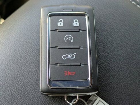 New 2025 Jeep Grand Cherokee Altitude RWD image 20