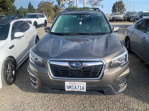 Used 2019 Subaru Forester Limited AWD/4WD image 3