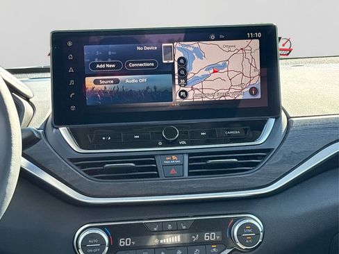 New 2025 Nissan Altima 2.5 SL image 19