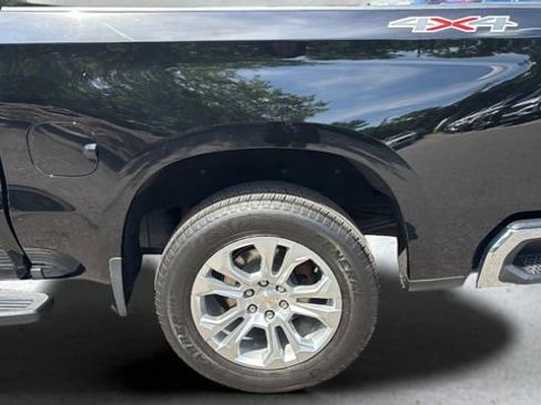 Used 2024 Chevrolet Silverado 1500 LTZ AWD/4WD image 34
