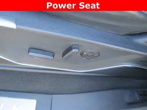 Used 2025 Ford F450 Platinum w/ FX4 Off-Road Package image 29