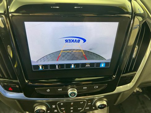 Used 2023 Chevrolet Traverse LT w/ LT Premium Package AWD/4WD image 26