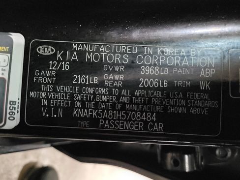 Used 2017 Kia Forte LX FWD image 33