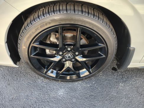 Used 2024 Honda Civic Sport image 5