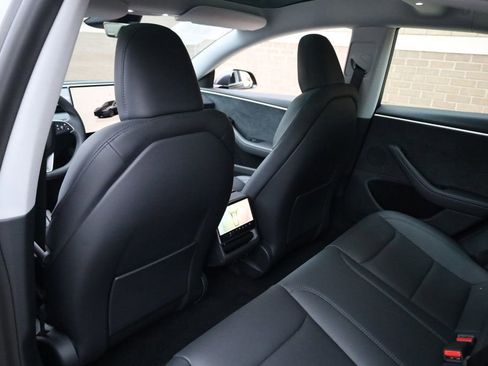 Used 2024 Tesla Model 3 Long Range image 18