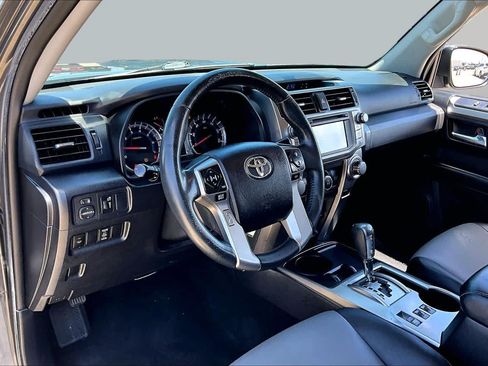 Used 2014 Toyota 4Runner SR5 Premium RWD image 15
