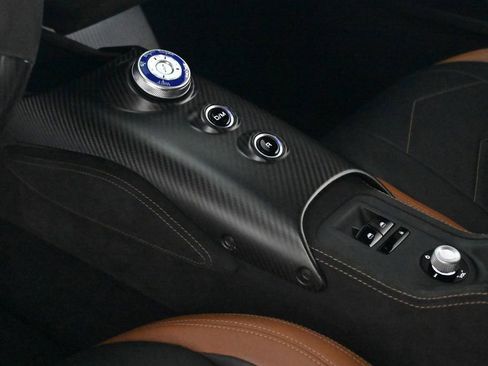 Used 2022 Maserati MC20 Coupe image 14