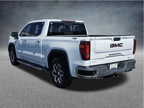 Used 2023 GMC Sierra 1500 SLT w/ SLT Premium Plus Package AWD/4WD image 6