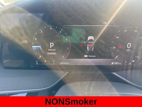 Used 2025 Nissan Murano SV AWD/4WD image 14
