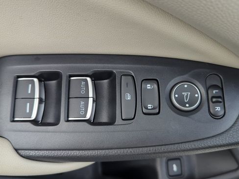 Used 2019 Honda Accord EX-L image 10